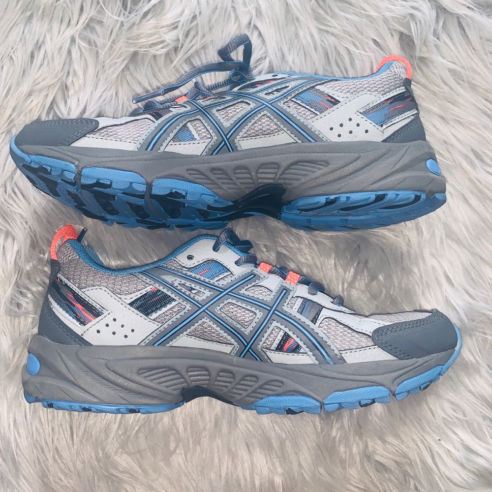 ASICS Running Shoe